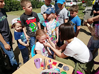 Праздник двора, посвященный Дню защиты детей в микрорайоне «Радужный»